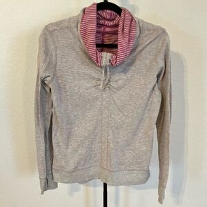 Lululemon | In A Cinch Reversible Gray & Pink Striped Cowl Neck Pullover